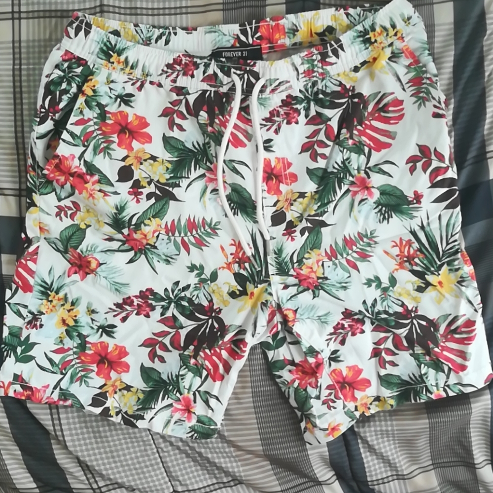 Forever 21 Floral Shorts XL